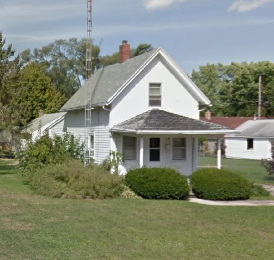 Distressed Wisconsin property bought as-is for cash with all contents left inside