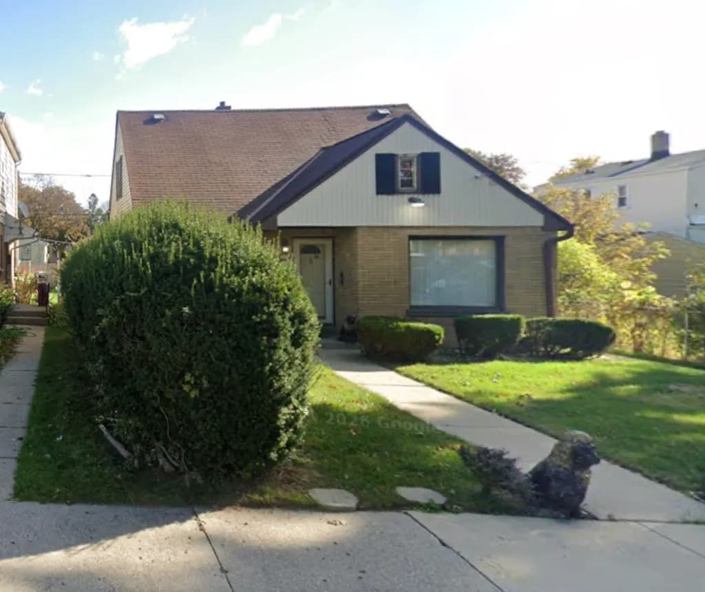 Prewar bungalow of the type Home Closing Pros buys for cash in Madison, WI