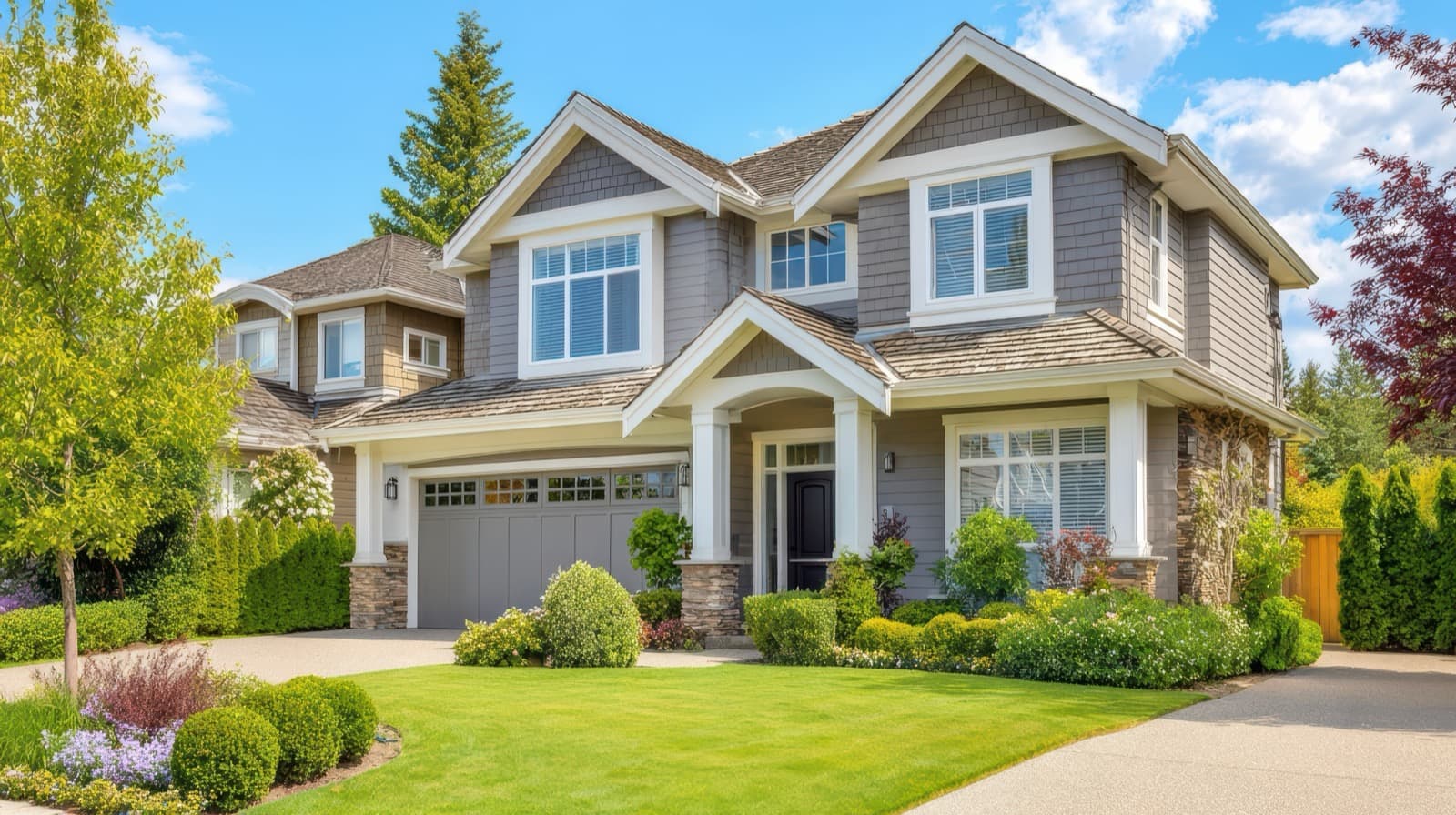 Single family home of the type Home Closing Pros buys for cash in Middleton, WI