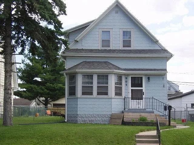Cash home purchase at 905 Manitoba Ave, Wisconsin: Didn't want to deal with a realtor